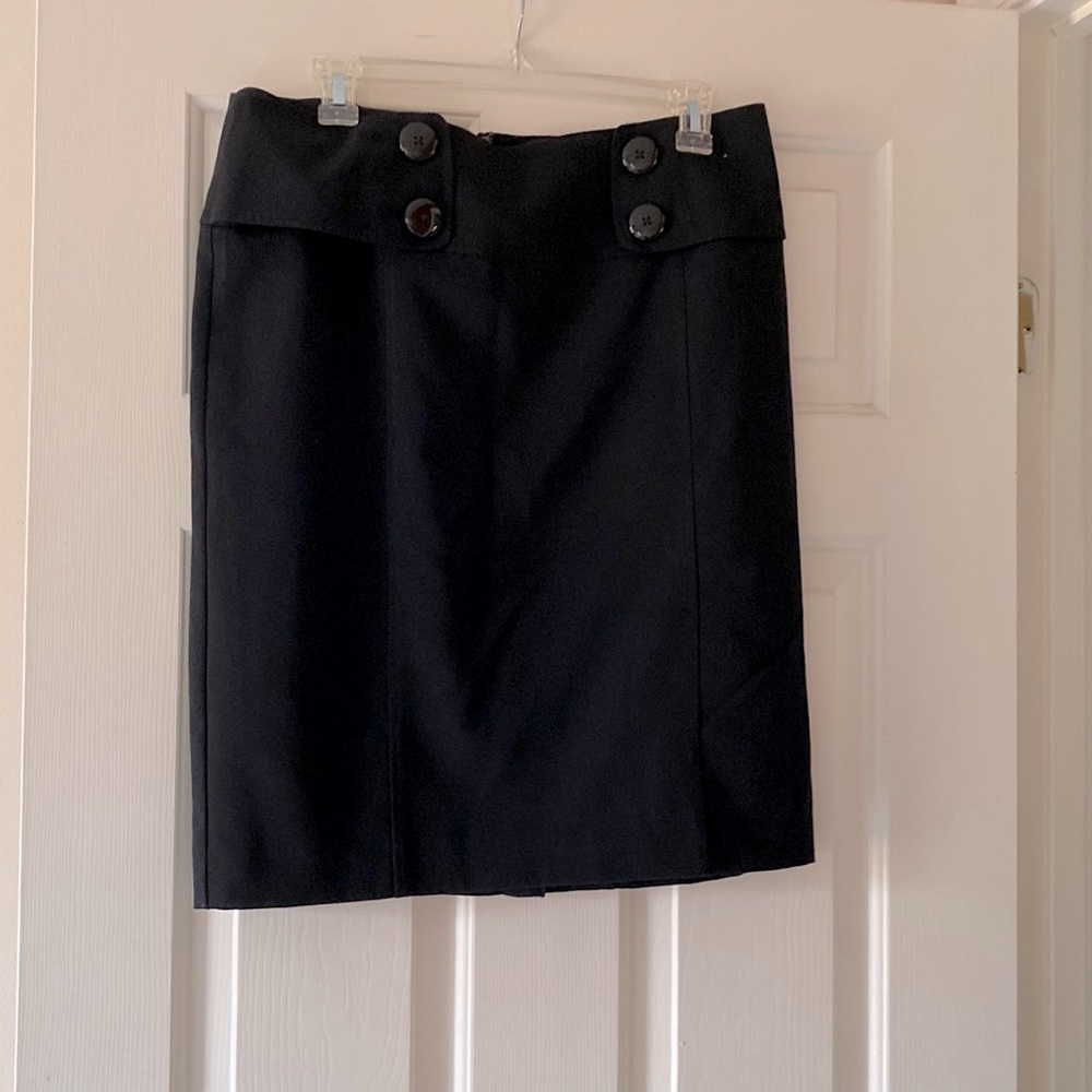 Apt 9 black skirt goes to your knees